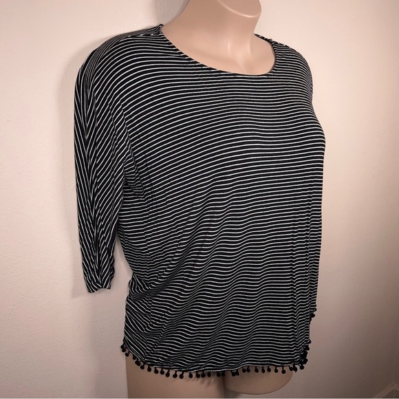 1X Isla Woman Black White Stripe Top 3/4 Sleeve Layered Style Stretch Casual - Picture 6 of 10